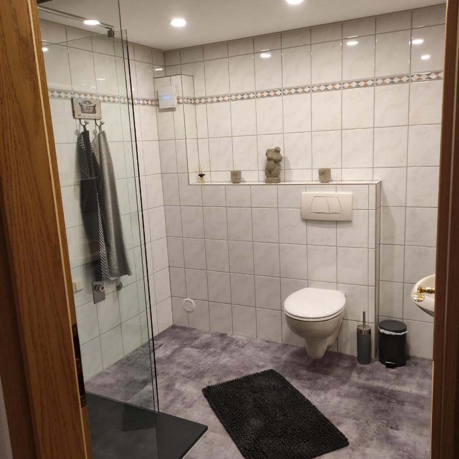 Zum Buchenblick Apartamento Sankt Wendel Exterior foto
